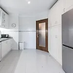 Guestready - Madalena Pool & Tennis Appartement Vila Nova de Gaia