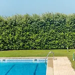 Guestready - Madalena Pool & Tennis Vila Nova de Gaia